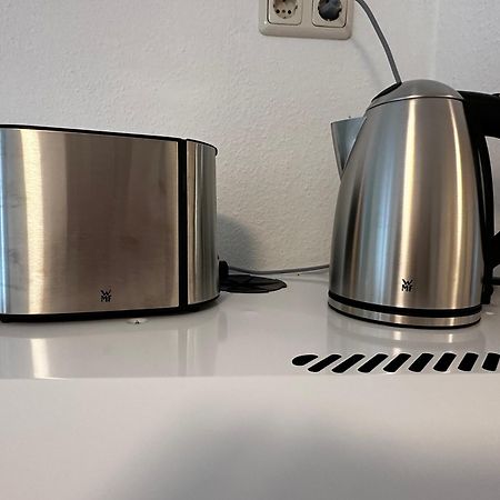 City Studios Mit Garten In Elberfeld- Zentral - Nespresso - Netflix وبرتال الغرفة الصورة