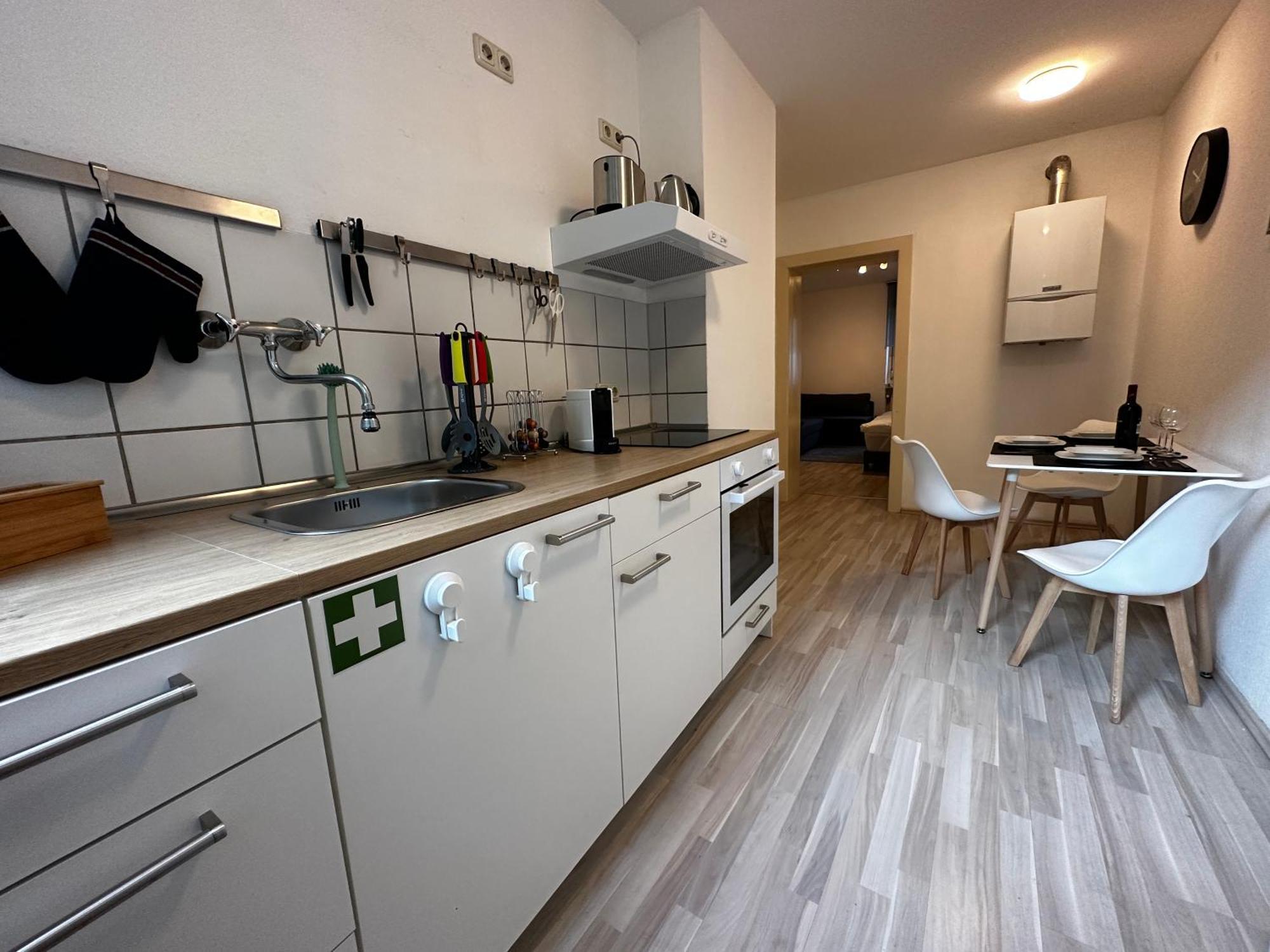City Studios Mit Garten In Elberfeld- Zentral - Nespresso - Netflix وبرتال الغرفة الصورة